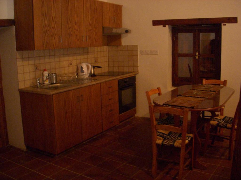 Patriko Traditional House Kakopetria Exterior photo
